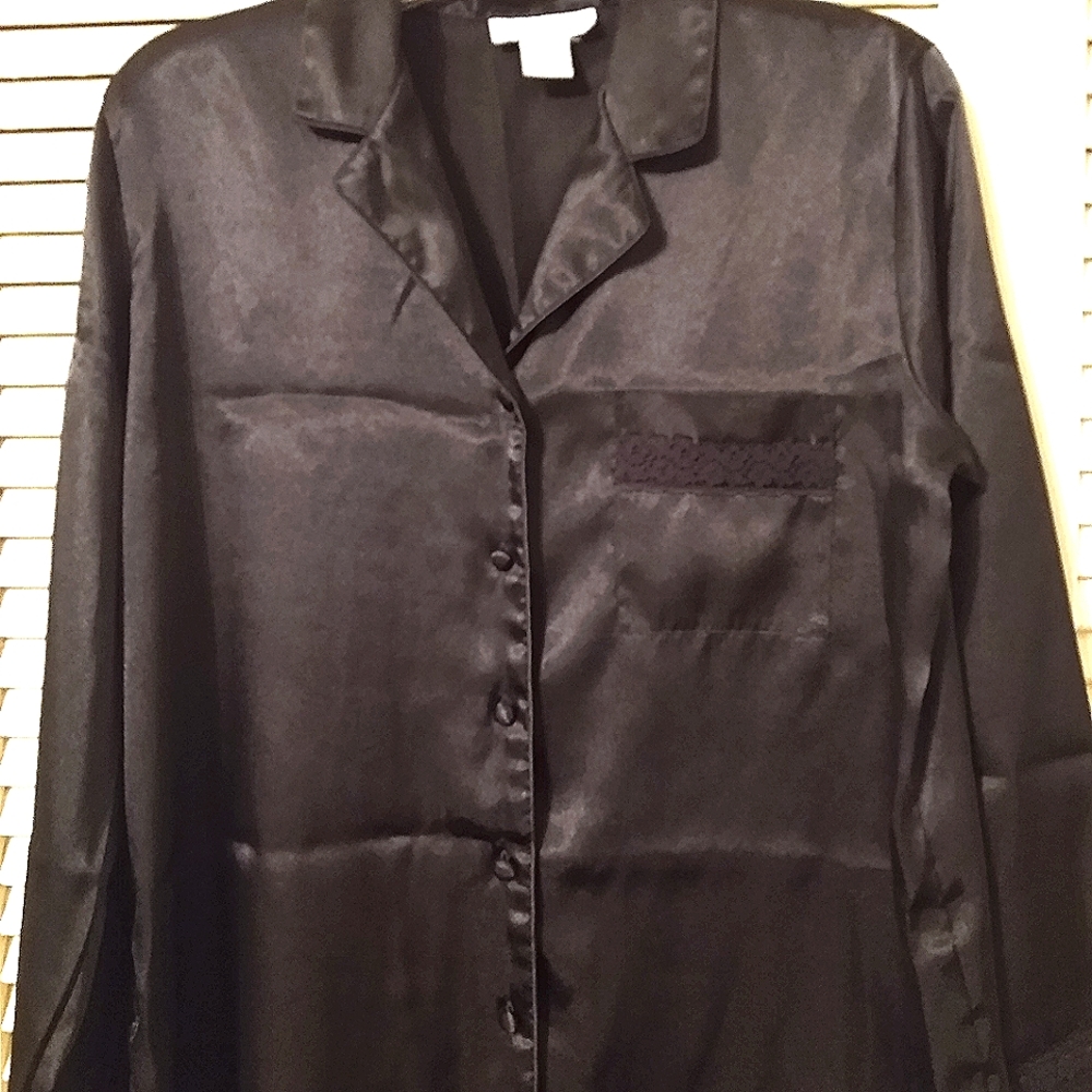 Morgan Taylor Intimates, size Small, 2 piece lounge sleepware, Black, Lace